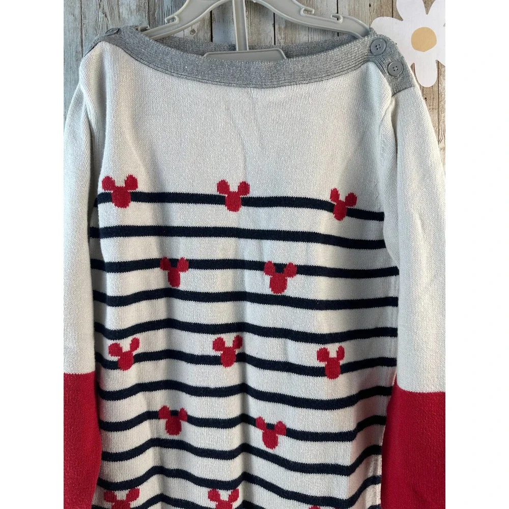 GAP material button striped